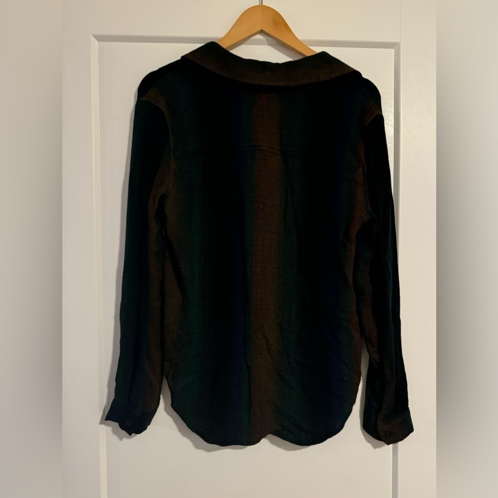 NWT Bella Dahl Long Sleeve Office Siren Shirt Size XS - Picture 2 of 7